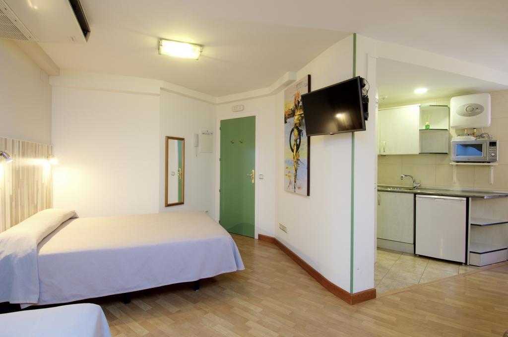 Hotel Apartamentos Aralso เซโกเวีย ภายนอก รูปภาพ