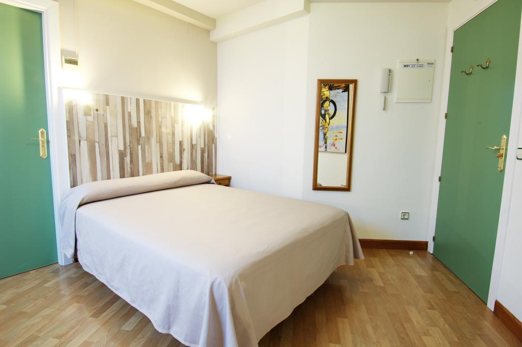 Hotel Apartamentos Aralso เซโกเวีย ภายนอก รูปภาพ