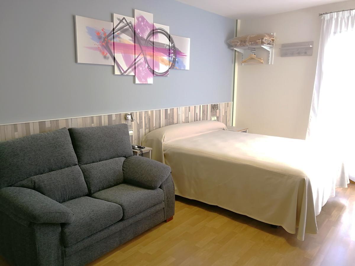 Hotel Apartamentos Aralso เซโกเวีย ภายนอก รูปภาพ